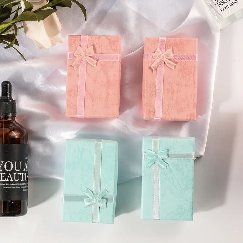 Eleganckie pudełko 5×8 cm na pierścionki, kolczyki 💍